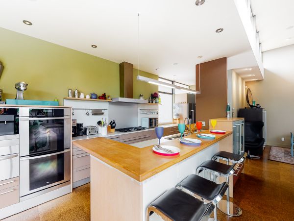 San Diego Beach Communities North Home 1028508