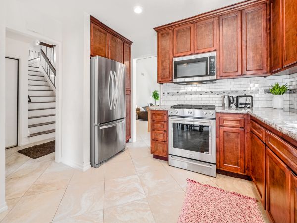 San Diego Beach Communities North Home 1028509