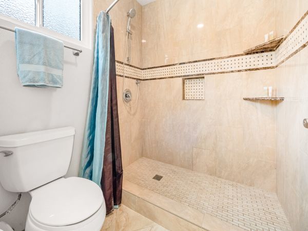 San Diego Beach Communities North Home 1028509
