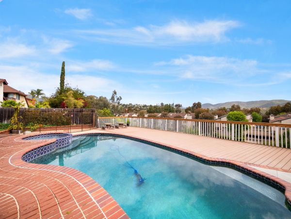 San Diego Beach Communities North Home 1028509