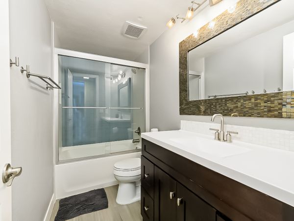 San Diego Beach Communities North Home 1028510