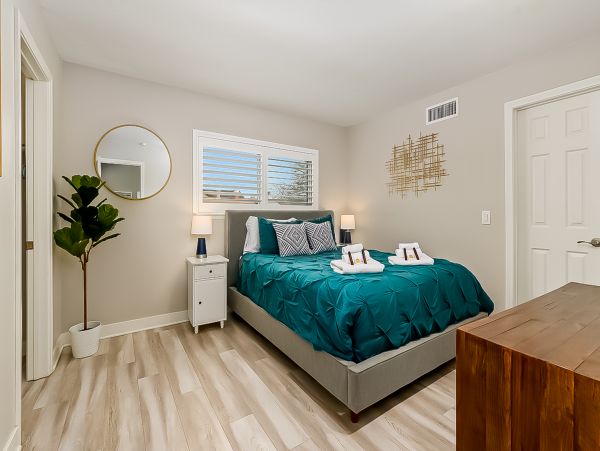San Diego Beach Communities North Home 1028510