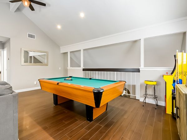 San Diego Beach Communities North Home 1028510