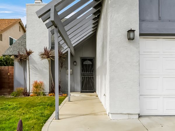 San Diego Beach Communities North Home 1028510