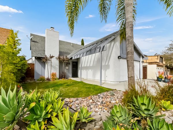 San Diego Beach Communities North Home 1028510