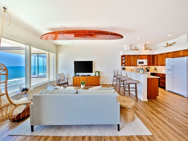 San Diego Beach Communities North Home 1028511