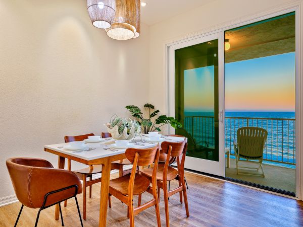 San Diego Beach Communities North Home 1028511