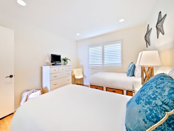 San Diego Beach Communities North Home 1028511