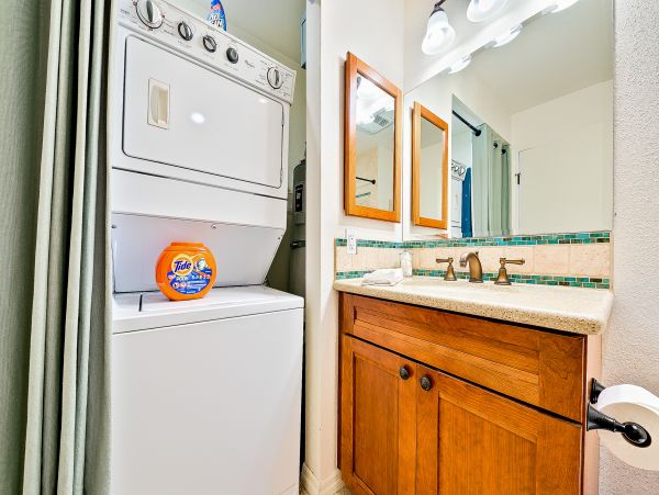 San Diego Beach Communities North Home 1028511