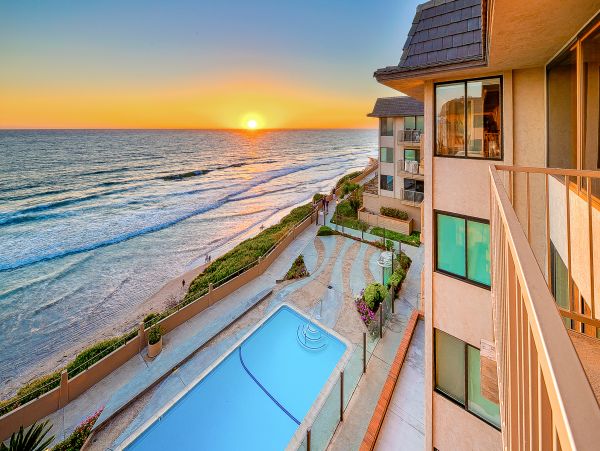 San Diego Beach Communities North Home 1028511