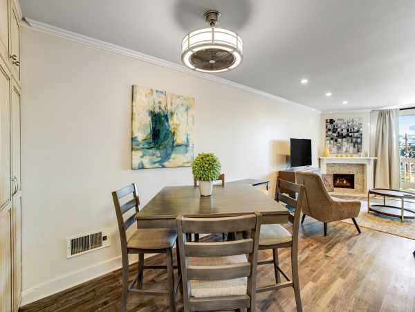 San Diego Beach Communities North Home 1028512