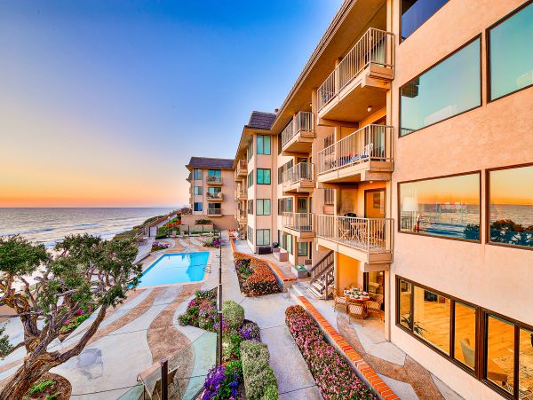 San Diego Beach Communities North Home 1028513