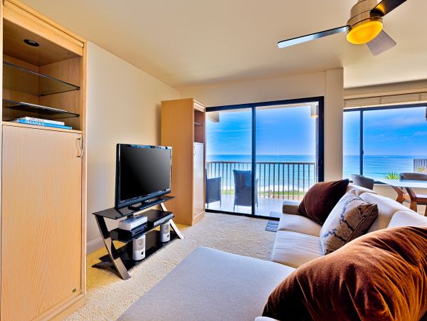 San Diego Beach Communities North Home 1028514