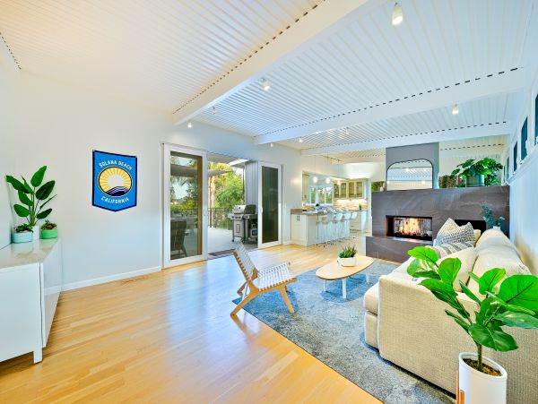 San Diego Beach Communities North Home 1028515