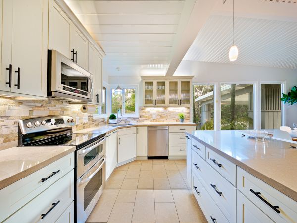San Diego Beach Communities North Home 1028515