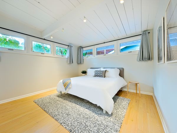 San Diego Beach Communities North Home 1028515