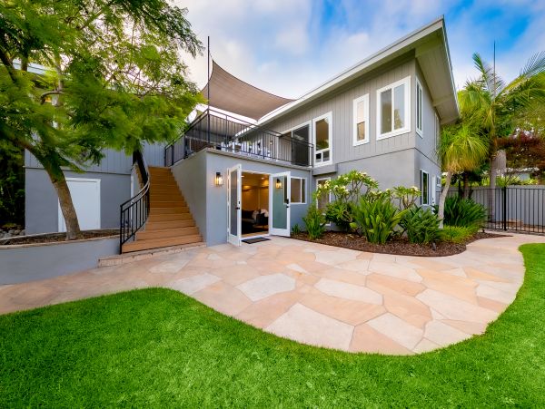 San Diego Beach Communities North Home 1028515