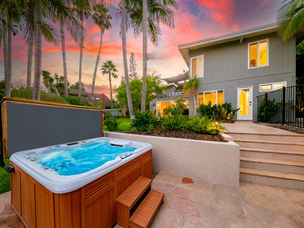 San Diego Beach Communities North Home 1028515
