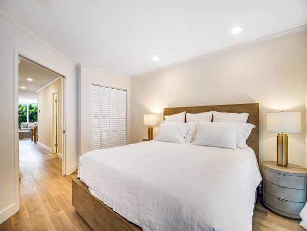 San Diego Beach Communities North Home 1028516