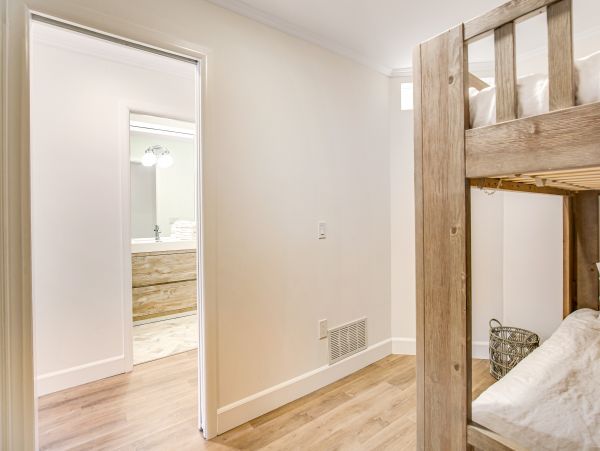 San Diego Beach Communities North Home 1028516