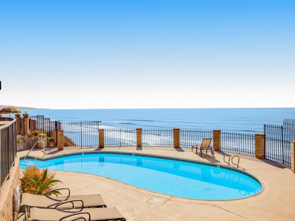 San Diego Beach Communities North Home 1028516