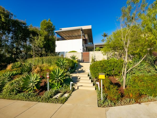 San Diego Beach Communities North Home 1028517