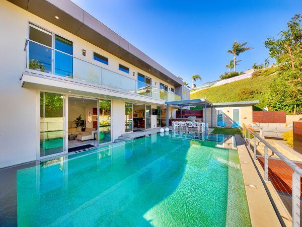 San Diego Beach Communities North Home 1028517