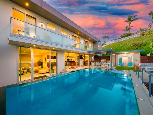 San Diego Beach Communities North Home 1028517