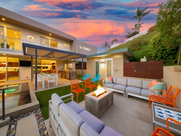 San Diego Beach Communities North Home 1028517