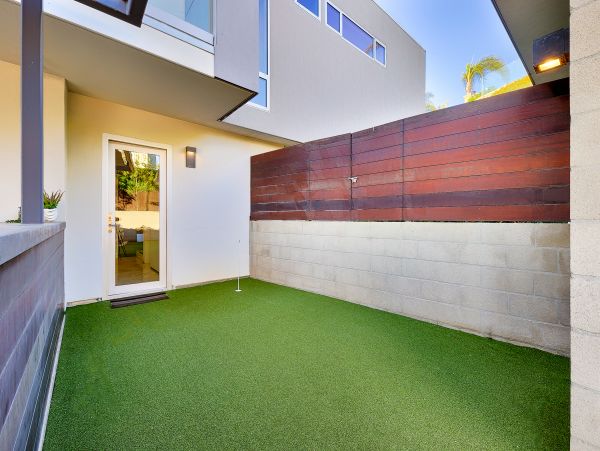 San Diego Beach Communities North Home 1028517