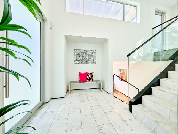 San Diego Beach Communities North Home 1028517