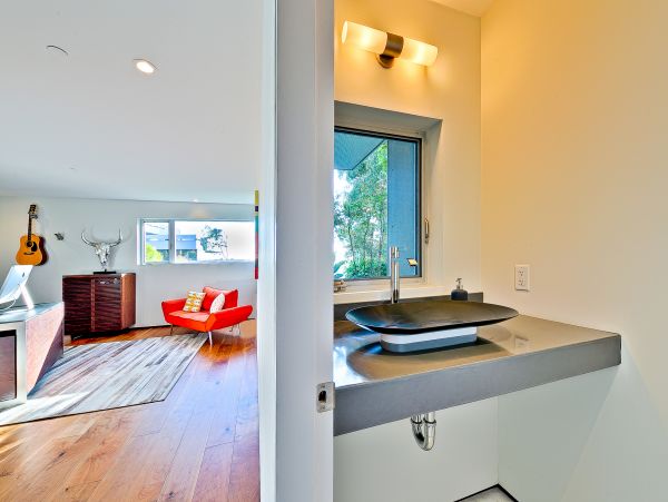 San Diego Beach Communities North Home 1028517