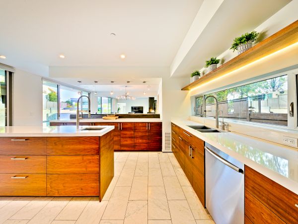 San Diego Beach Communities North Home 1028517