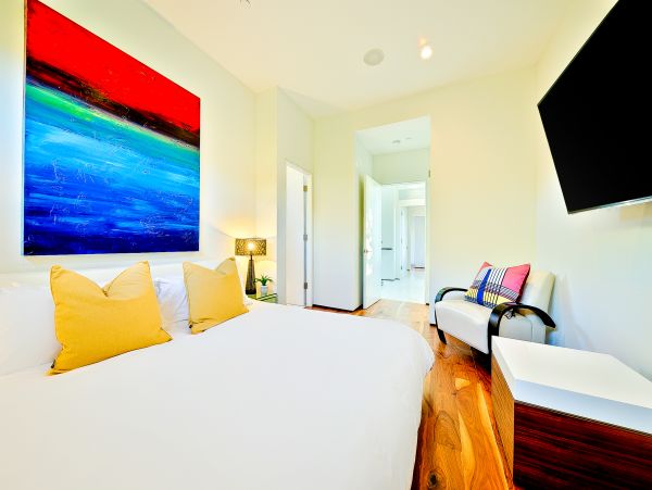 San Diego Beach Communities North Home 1028517