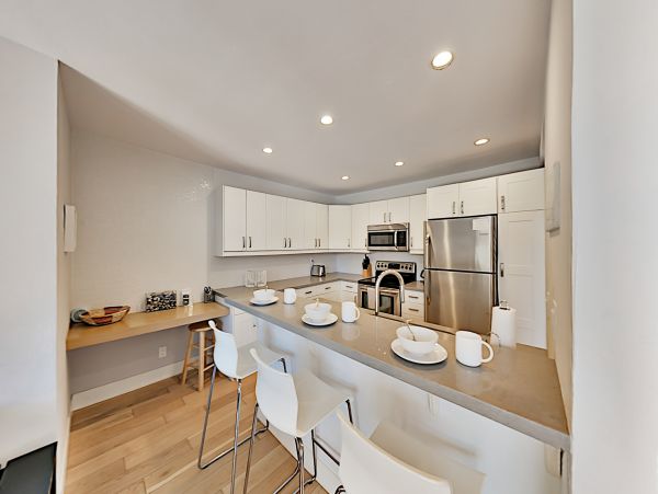 Solana Beach 2 Bedroom Vacation Rental with Great Views