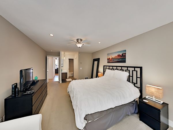 Solana Beach 2 Bedroom Vacation Rental with Great Views