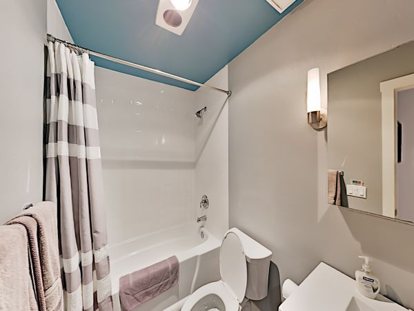 Solana Beach 2 Bedroom Vacation Rental with Great Views
