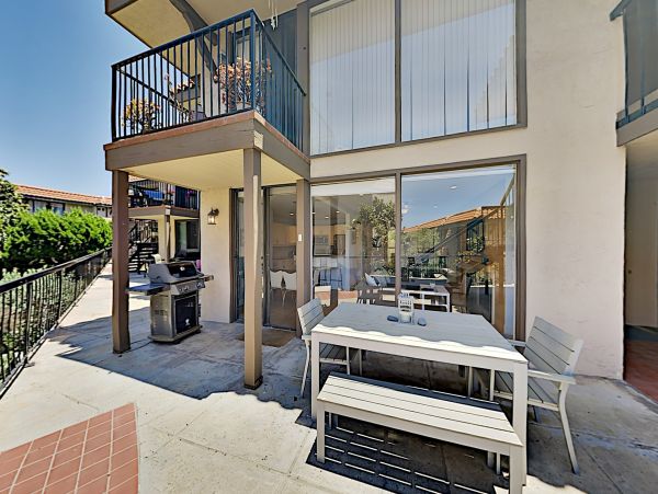 Solana Beach 2 Bedroom Vacation Rental with Great Views