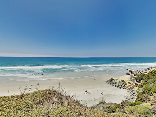 Solana Beach 2 Bedroom Vacation Rental with Great Views