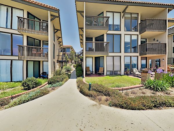Solana Beach 2 Bedroom Vacation Rental with Great Views