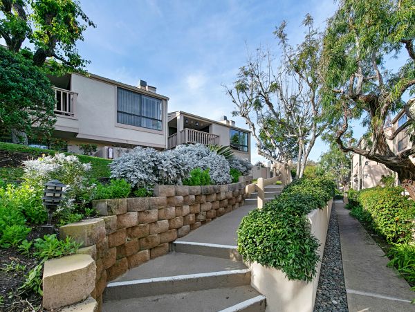San Diego Beach Communities North Home 1028519