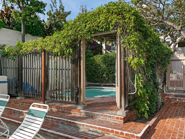 San Diego Beach Communities North Home 1028519