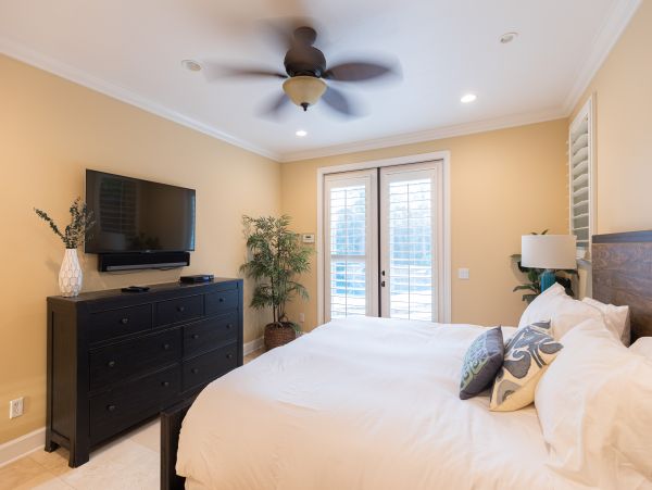 San Diego Beach Communities North Home 1028520