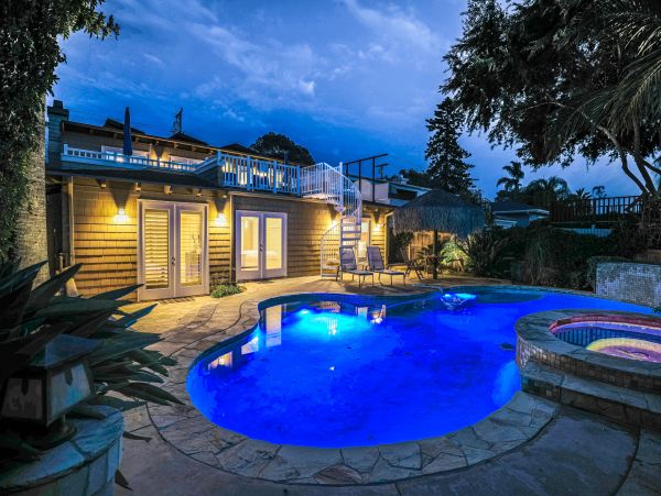 San Diego Beach Communities North Home 1028520
