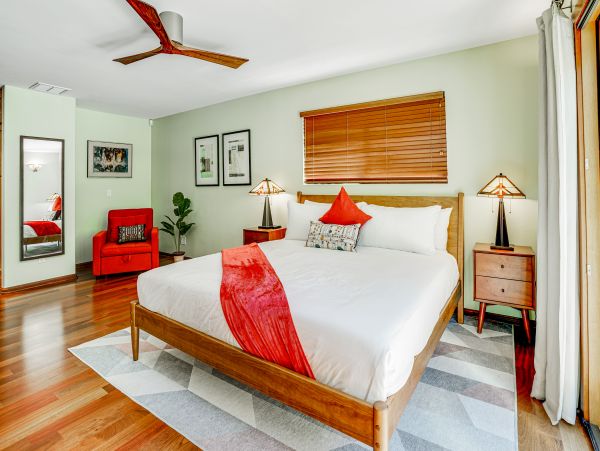 San Diego Beach Communities North Home 1028522