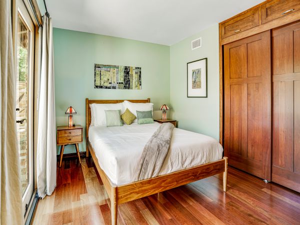 San Diego Beach Communities North Home 1028522