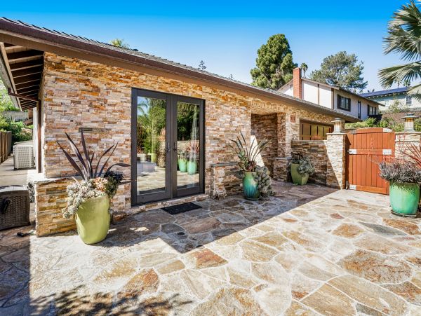 San Diego Beach Communities North Home 1028522