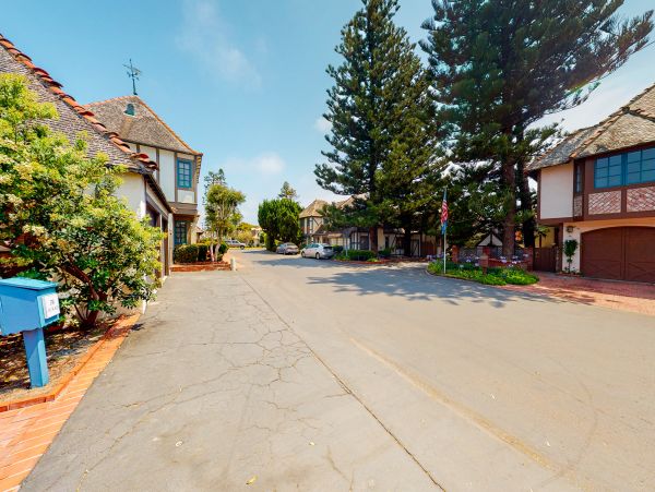 San Diego Beach Communities North Home 1028526