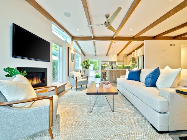 San Diego Beach Communities North Home 1028527
