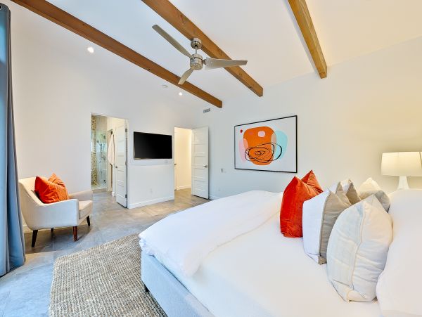 San Diego Beach Communities North Home 1028527